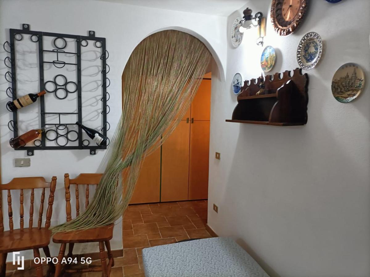 La taverna di Angela Amendolara Bagian luar foto