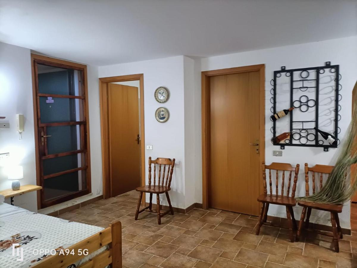 La taverna di Angela Amendolara Bagian luar foto